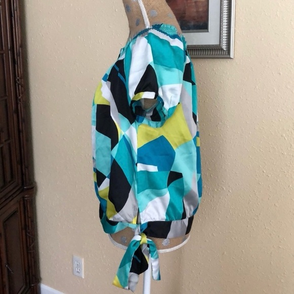 NWT Worthington Short Sleeve Blouse - Picture 2 of 8